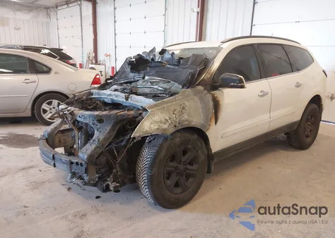 2014 Chevrolet Traverse 1Lt из США, поврежденный, VIN 1GNKRGKD1EJ171095